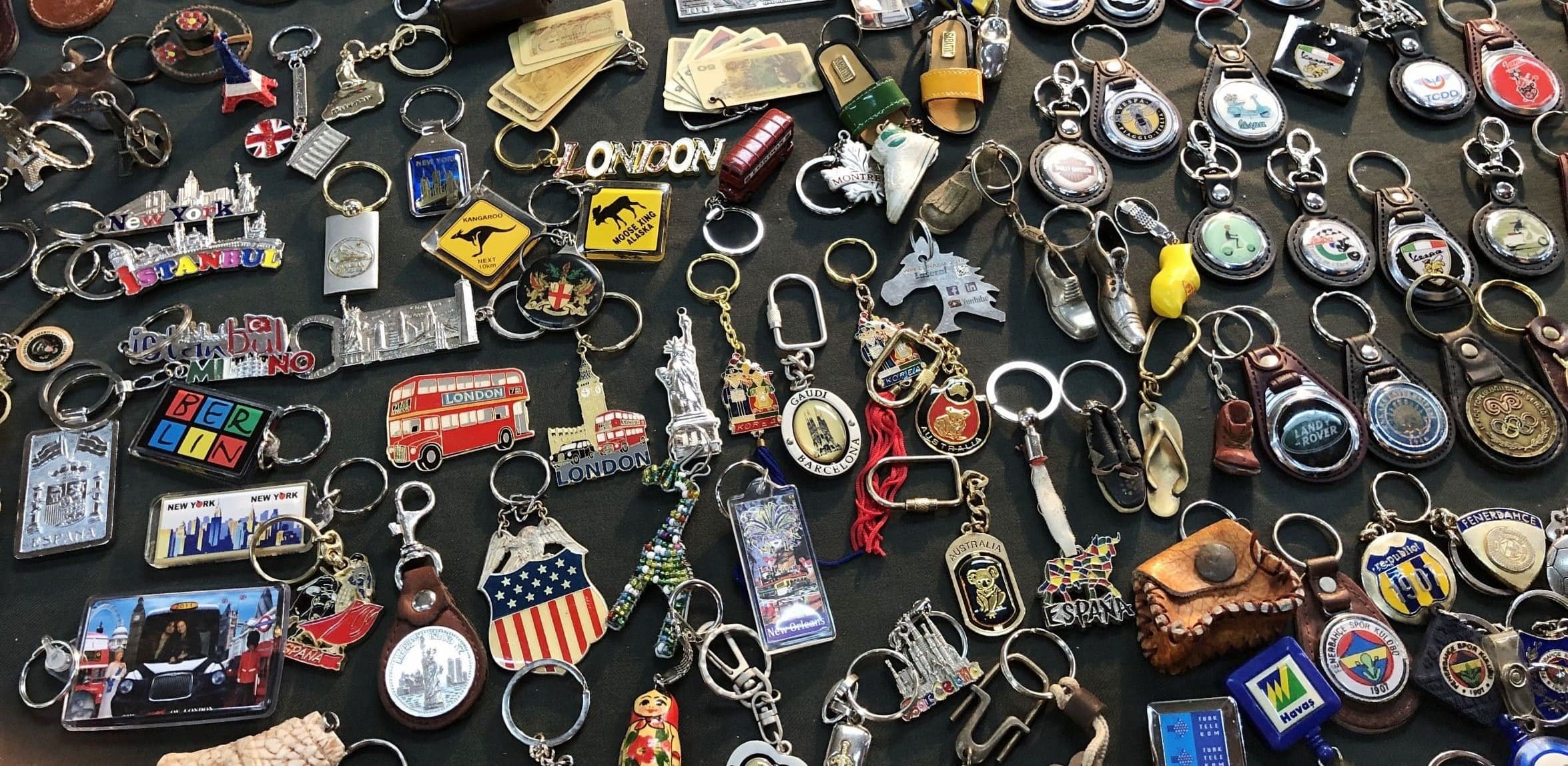 key chains souvenirs
