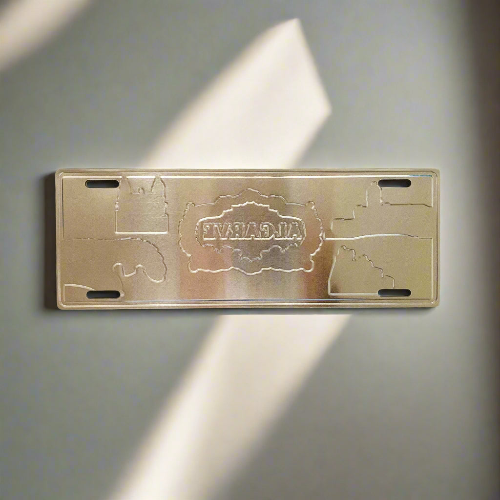 Pin épingle insigne métal émaillé BARBIE Mattel Promo 1960 VINTAGE Pin épingle insigne métal émaillé BARBIE Mattel Promo 1960 VINTAGE