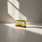 Tranvía emblemático de poliresina de Lisboa: miniatura de recuerdo del tranvía amarillo de Portugal